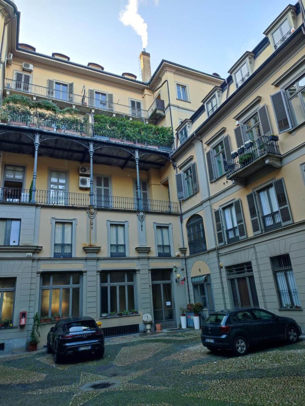Matteotti25 Bed & Breakfast ตูริน ภายนอก รูปภาพ