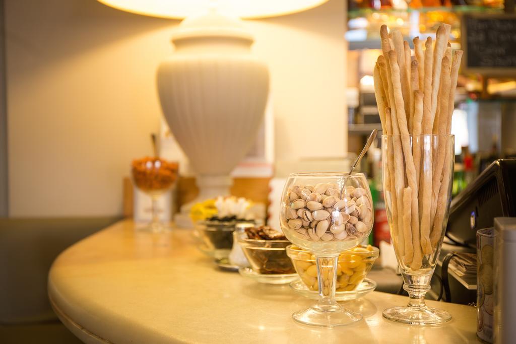 Matteotti25 Bed & Breakfast ตูริน ภายนอก รูปภาพ