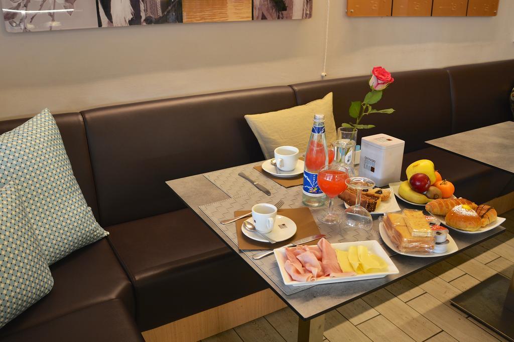 Matteotti25 Bed & Breakfast ตูริน ภายนอก รูปภาพ